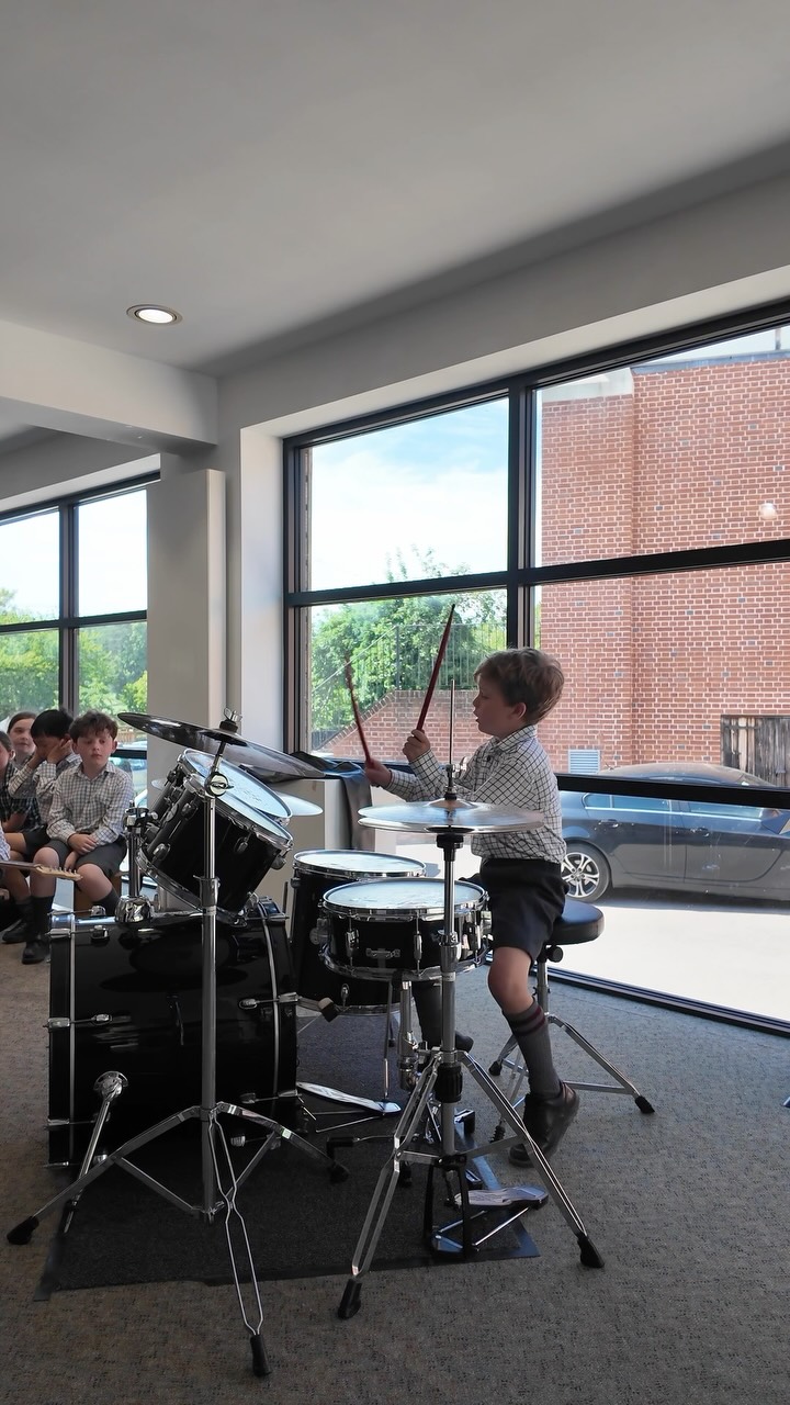 Our Form 7 pupils treated us to a wonderful mini concert last week, showcasing their musical talents and beautiful voices. 🎶

It was a lovely performance, and we were so impressed by the confidence, dedication, and enthusiasm shown by everyone involved. A special well done to those who performed solo pieces, it takes great courage to stand up and perform on your own, and you did brilliantly!

Congratulations to all our performers for such an enjoyable afternoon of music. #brockmarl